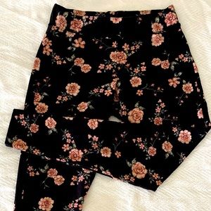 TORRID 0 (L) floral rose leggings EUC